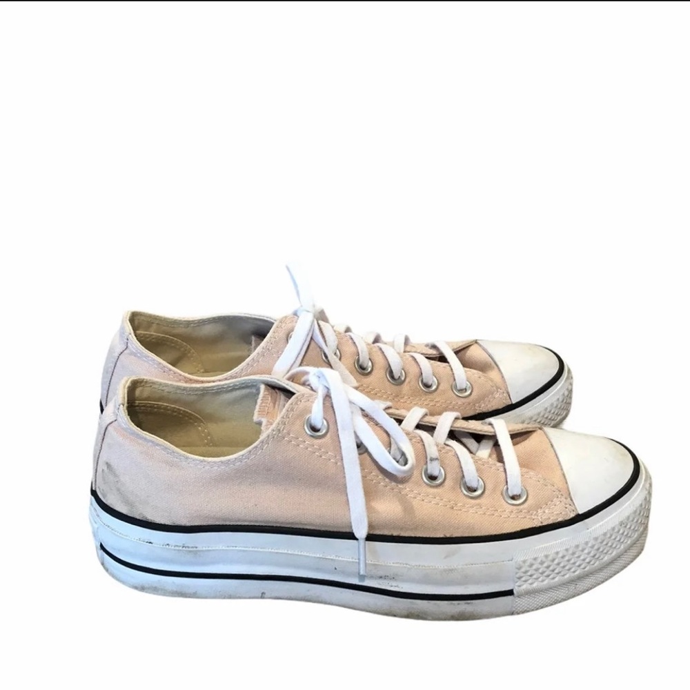 Converse canvas platform all star chuck taylor’s In light pink